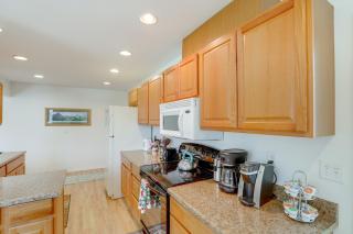 23 Mi to Glacier Natl Park Mtn-View Gem with Patio - 1