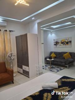 Seckebe Immo STUDIO JAUNE - 2