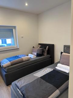 Monteurwohnung 5 Einzelbetten kostenloser Stellplatz WLAN - - 9