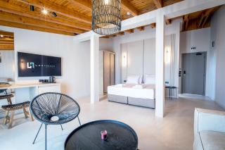 Laki Beach Hotel - Nea Plagia - 5