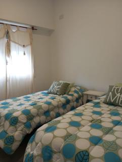 Casa con piscina en City Bell - City Bell - 5