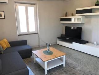 Lucca River House with four bikes included - 3