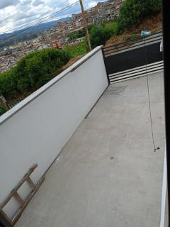 Casa moderna con excelente vista - Tulcán - 6