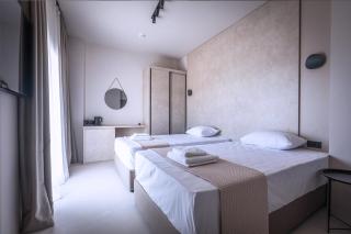 Laki Beach Hotel - Nea Plagia - 7
