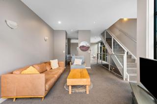 At Home on Hallenstein, entire 3 bedroom townhouse - Queenstown - 5