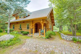 Handcrafted Log Home on River Near Crystal Mtn - Thompsonville - 9