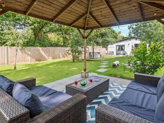 2 Bed in Hambledon 95357 - Hambledon - 0