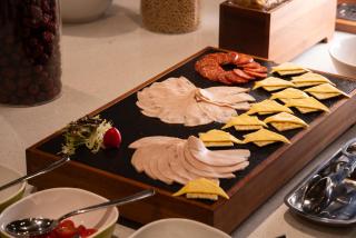 Home2 Suite by Hilton Nantong Vientiane City - Nantong - 2