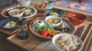 1日1組限定 体験型古民家宿"ハレハレ" 超新鮮卵かけご飯付き-自給自足を営む若夫婦がセルフビルドした宿- 平飼い卵の収穫と五右衛門風呂沸かし体験付き - 4