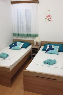 Apartments with parking spaces Vrsi - Mulo, Zadar - 24619 - Vrsi (Verchè) - 4