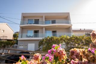 Apartments with parking spaces Mastrinka, Ciovo - 24727 - Trogir - 0