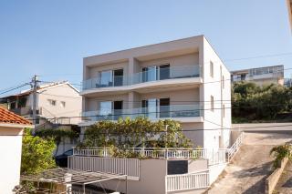 Apartments with parking spaces Mastrinka, Ciovo - 24727 - Trogir - 9