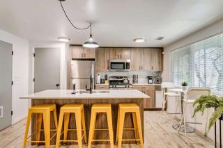 Convenient 2BR Apt with Parking Near Downtown SLC - Salt Lake City - 7