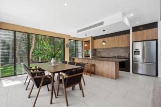 Pantai Villa on the beach - - 3