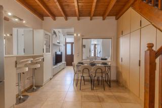 The Neo-Classic Loft - 2