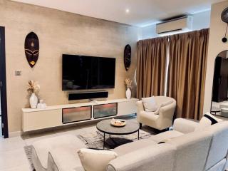 10 mins drive from the Airport - Accra - 2