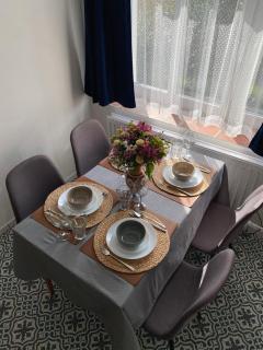 Prostorný apartmán Litomyšl, blízko centra, s parkováním - - 1