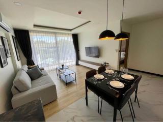 Sea Breeze 2 Bedrooms Rawai Naiharn Beach - 0