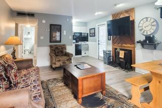 Gatlinburg Summit: Cozy Smokies Hideaway - 0