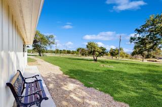 Hilltop Retreat - 7