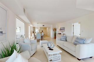 A Thousand Welcomes - Marco Island - 6