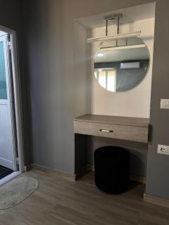 Oxhaku Guesthouse - Ksamil - 2