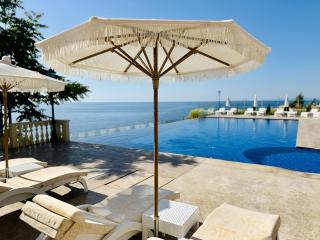 Santa Maria Luxury Suits - 0