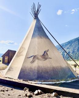 Gorgeous Wild Horse Tipi Near West Yellowstone - Cliff Lake - 2