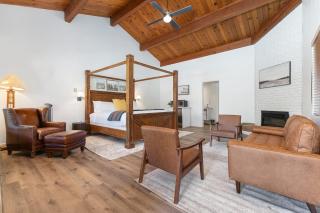 Camp Nelson Lodge Room 10 - Ponderosa - 6