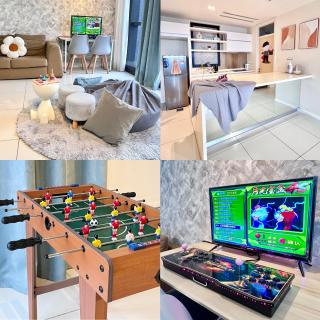 Gathering 13-15pax Kids Friendly Near to SunwayPyramid 3R3B Soccer Table, Game Console, 5G WiFi Android Projector, Board Games 华人房东 - Petaling Jaya - 0