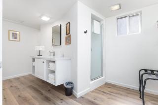 Camp Nelson Lodge Room 2 - 7