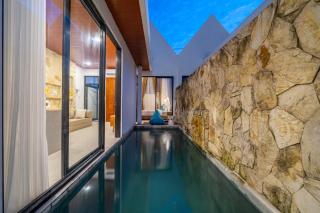 Moonlight B22 - Elegant Modern Villa - Private Pool & Perfect Location - Kerobokan - 0