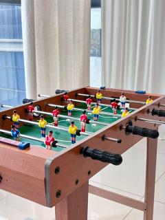 Gathering 13-15pax Kids Friendly Near to SunwayPyramid 3R3B Soccer Table, Game Console, 5G WiFi Android Projector, Board Games 华人房东 - Petaling Jaya - 1