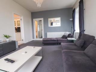 Sea Views No 8 Plas Darien - Holyhead - 4