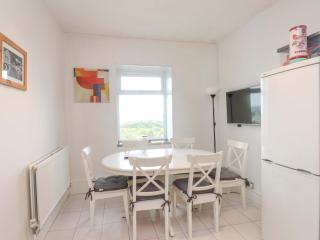 Sea Views No 8 Plas Darien - Holyhead - 3