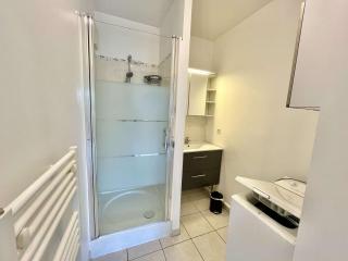 Confortable T2 Résidence Calme avec Balcons et Parking - FR-1-479-233 - 5