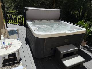 Bethel Escape Hot Tub 4 beds Game Room and Fire pit Fully Stocked Kitchen - Smallwood - 8