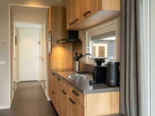 Holiday home in Sint Nicolaasga by the water - Sint Nicolaasga - 9