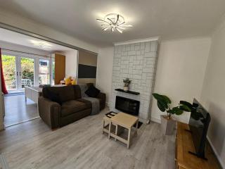 Fantastic 4 Apartments - 5