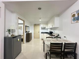 2-BR CONDO Staycation Sea Residence -Kharen - Manila - 4