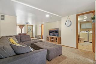 Gorgeous Nautical Lake House Chain O' Lakes with Hot Tub Option - - 3