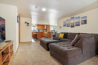 Gorgeous Nautical Lake House Chain O' Lakes with Hot Tub Option - - 1