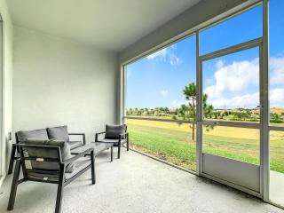 Gorgeous 2BR with Waterpark & Private Game Room - 6