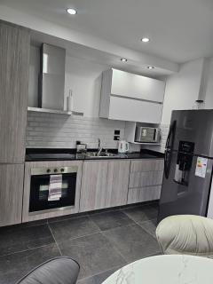 Nova Suites , a estrenar con asador y cochera privada - Villa Mercedes - 0