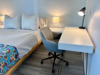 Chic Salt Lake 2-Bedroom FG condo - 4