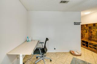 11 Mi to Lewisville Lake Family Home in Denton - Denton - 5