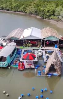 Cần Giờ Floating House - - 0