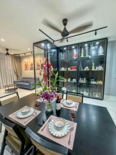 Paradigm Platino Marvel 3BR 10PAX - Johor Bahru - 0