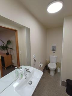 Lakefront Super King Studio in Queenstown CBD! - Queenstown - 2
