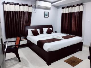 HOTEL SHIVANGI PREMIUM Near Sea Beach and Jagannath Temple road - Restaurant- Wi-Fi - Lift and Parking Facilities - Fully Air Conditioning Hotel - A Top Rated Luxuary Hotel - Puri - 2
